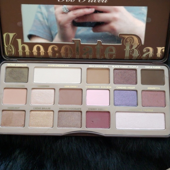 Eyeshadow Palettes Sweet Peach And Chocolate Bar - Picture 2 of 5
